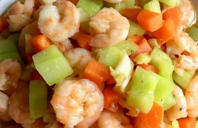 夏天闷热食欲差，适合多吃八道荤素菜，提升食欲，增强体质身体棒