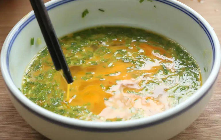 10分钟出锅早餐饼，完胜油条手抓饼，你家也能轻松做！