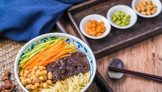 中国最有名的十种面条，我吃过八种，太香了