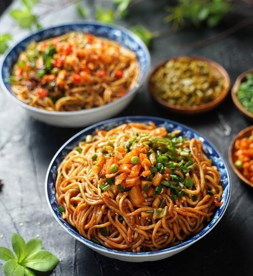 中国最有名的十种面条，我吃过八种，太香了