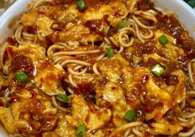 天气炎热，推荐6种夏天拌面，好吃下饭开胃解馋，让你爱上吃面条