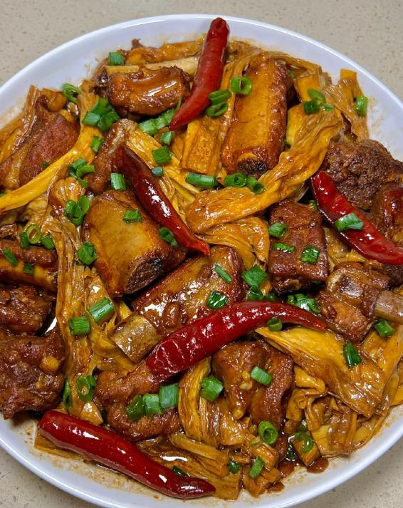 周末必做 8 道荤素搭配家常菜！营养解馋又好做，全家抢着吃