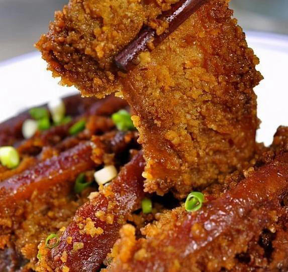 粉蒸肉总油腻不入味？多做2步关键技巧，香软到全家抢着吃