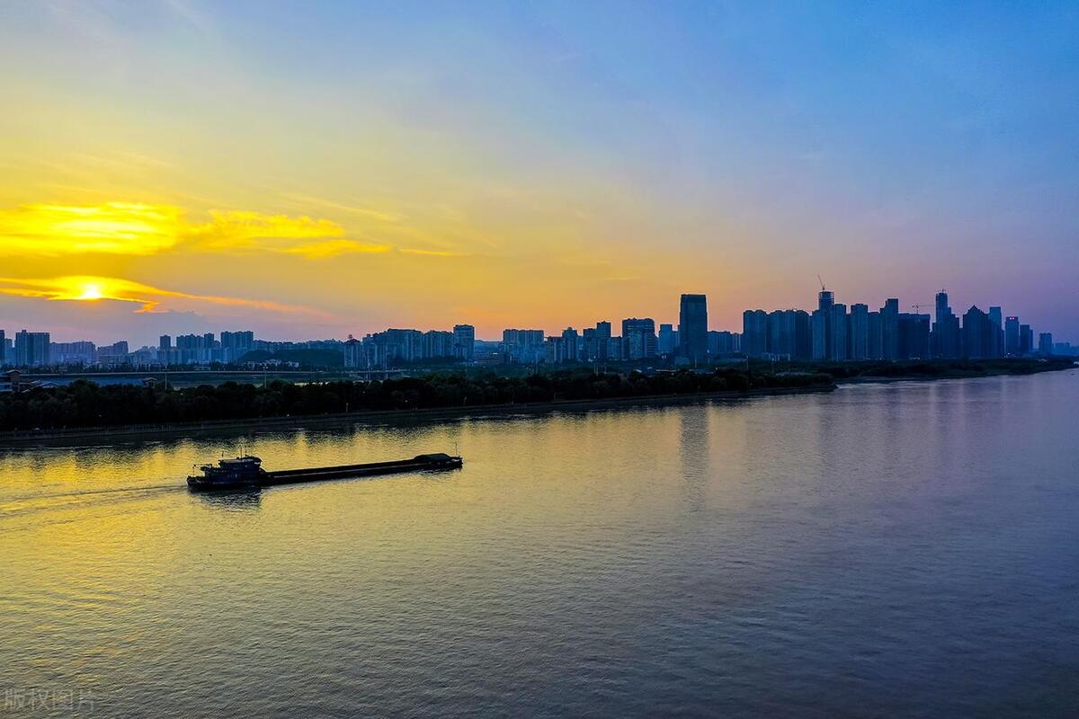 湖南长沙旅游景点推荐，最值得打卡的21个长沙旅游景点！这篇全啦