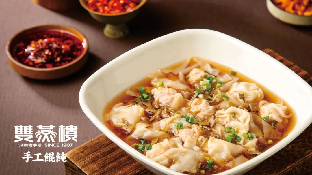 长沙美食寻味记：从百年老店到街头巷尾的湘味诱惑