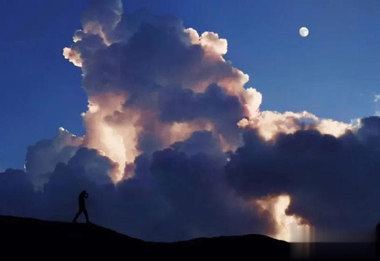 夜晚睡不着的时候，就看看吧