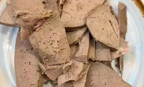 每周吃两次猪肝，脸色暗黄全改善，你还在嫌它腥？