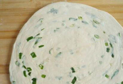 早餐饼不好吃？学会这招手抓饼，5分钟出锅香酥掉渣