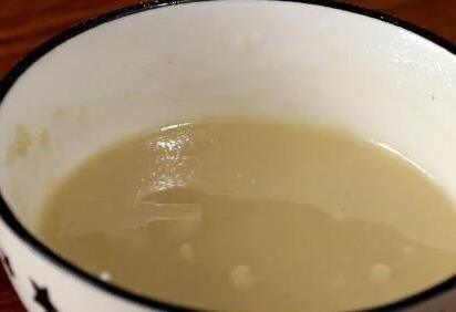 早餐饼不好吃？学会这招手抓饼，5分钟出锅香酥掉渣