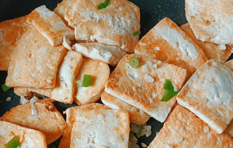 夏天，建议多吃3种“植物肉”，蛋白质极高，营养又解馋，好消化