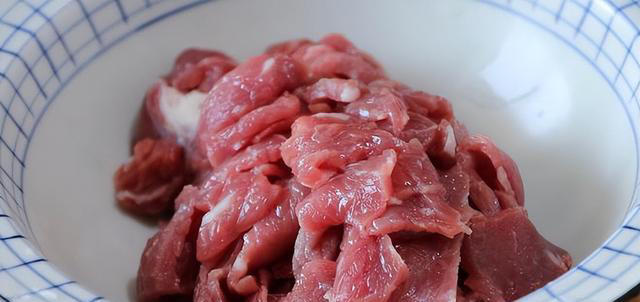 在家不会炒牛肉？推荐4种炒牛肉，这一步很关键，炒出来嫩滑爽口