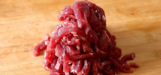 在家不会炒牛肉？推荐4种炒牛肉，这一步很关键，炒出来嫩滑爽口