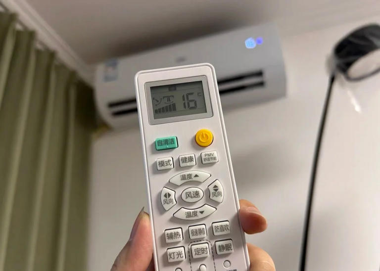 中央空调有没有必要装？销售员：家里没矿别尝试，后悔率太高