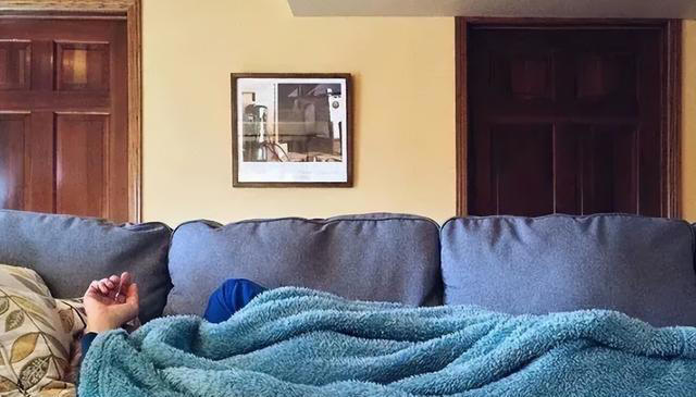 午睡或会影响寿命？医生忠告：过了55岁，牢记午睡时“3远离”