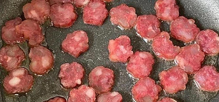 一碗米饭加点菜，电饭锅搞定全家饭，懒人最爱省事神器？