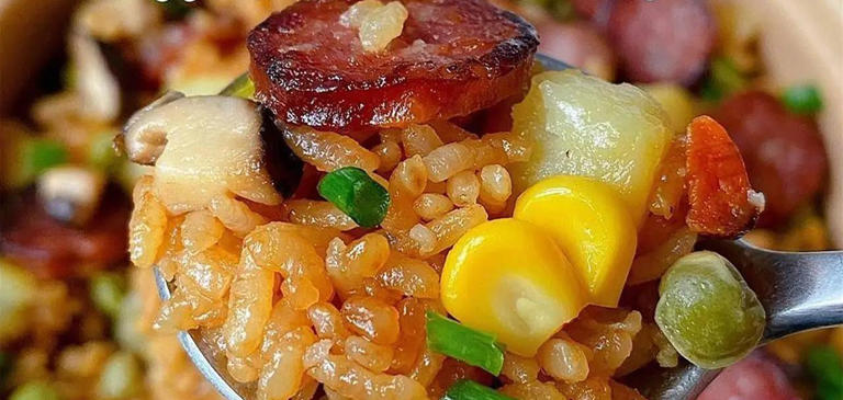 一碗米饭加点菜，电饭锅搞定全家饭，懒人最爱省事神器？