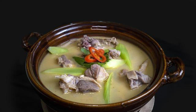 夏天最补的肉，不是牛羊肉，而是这4种，养阳祛湿，中老年多吃点