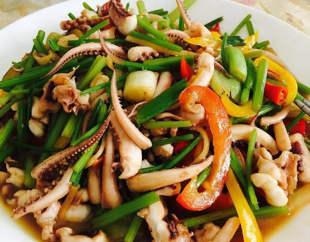 失眠多是“肝火旺”，建议多吃这8个菜，养肝下火，有助于睡眠