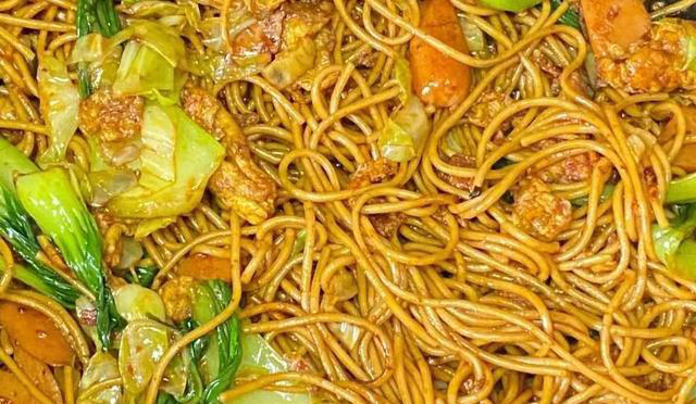 面条到底该怎么做好吃？推荐四款做法，简单又方便，下班后做一碗