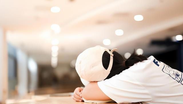 午睡可能影响寿命？医生提醒：午睡是好，但要牢记“3个不”