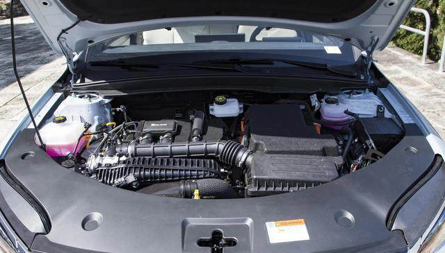 从11.38万降至6.98万，油耗1.11升，满油电续航2055km，又是爆款