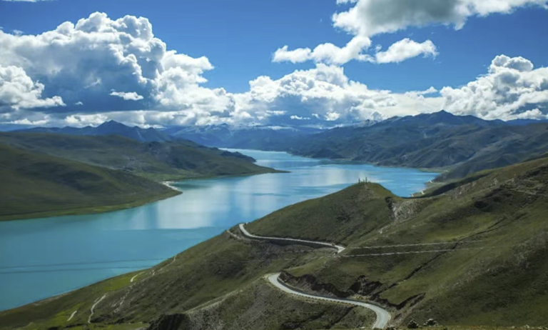 暑假游玩必去的6个地方，一定要收藏好，总有一个远方适合你！