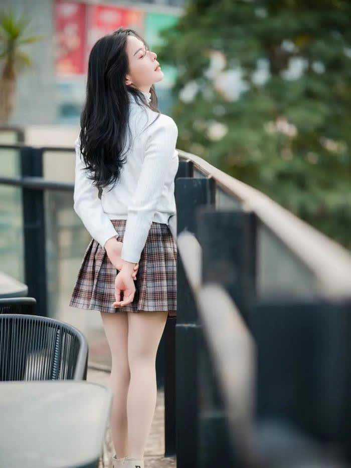 解锁背影照的8种拍法，不想露脸拍美照，就要这么拍