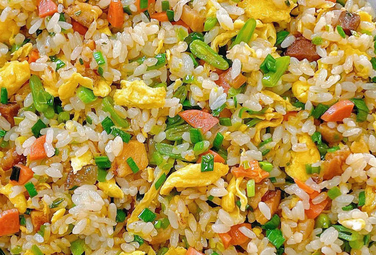 炒饭爱好者必备！5道口感十足的美味炒饭，鲜香美味，解馋又过瘾