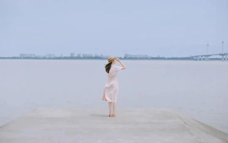 做人三宝：和气的脸，克制的嘴，善良的心