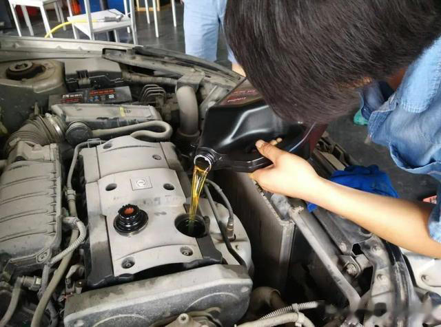 开涡轮增压车注意这8条，否则车子提前大修！