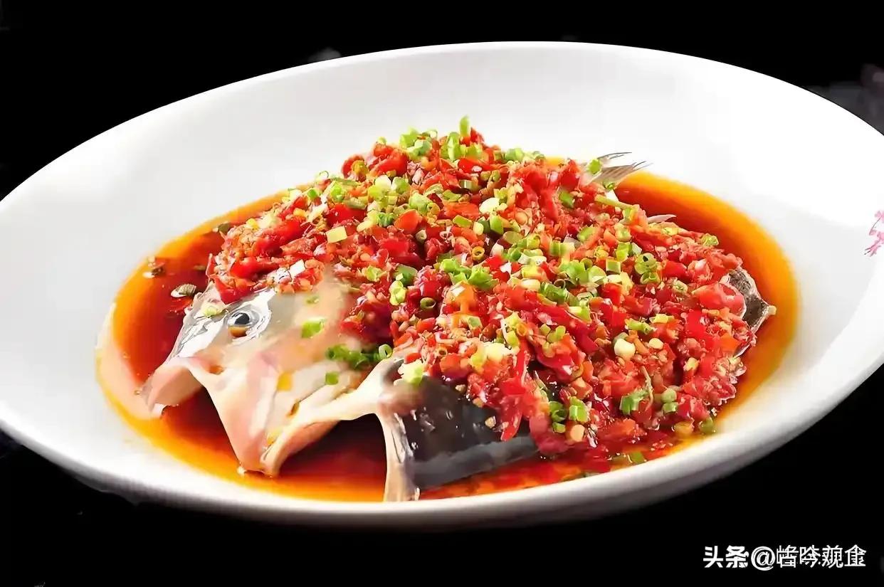 家常剁椒鱼头简单做法？秘诀让你10分钟搞定！比饭店还好吃
