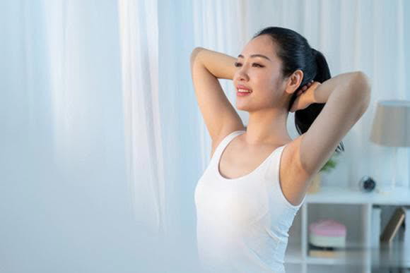 真正有魅力的女人，往往凭借独特的气质，和内在修养来打动人心