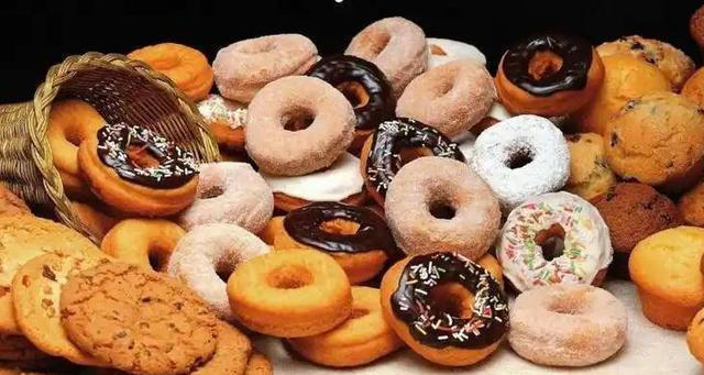 肝不好的人要少吃面条？医生坦言：养护肝脏，建议远离4种食物