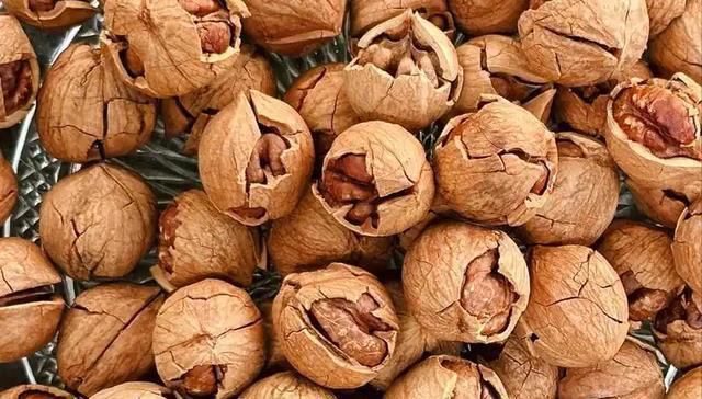 劝告：肝脏欠佳的人，无论有无治疗，4类食物要多吃，养护肝功能