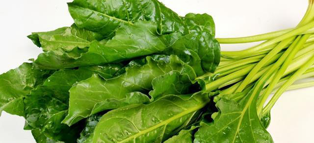 医生提醒：4种青菜高血压要少吃，小心让血压上涨，喜欢也要注意