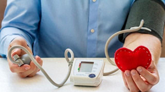 高血压，水果别乱吃，这6种水果，是高血压的催化剂，服用需谨慎