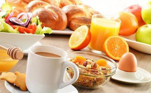 血糖飙升真凶现身，管好糖尿病，这3种家常食物要少吃