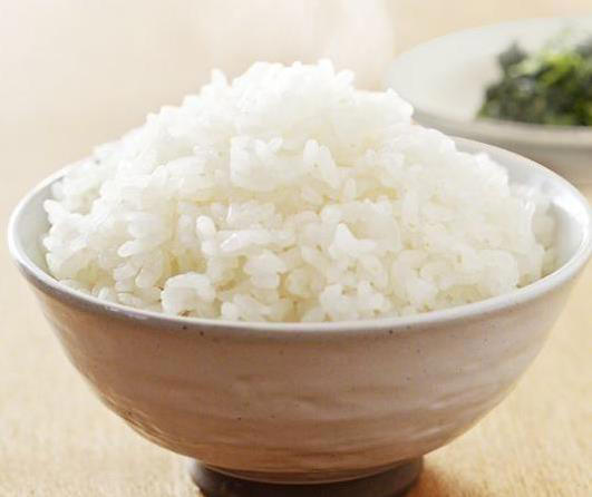 血糖飙升真凶现身，管好糖尿病，这3种家常食物要少吃