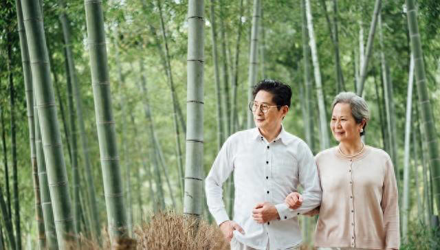 人老了才明白，最高级的养生，不是锻炼和睡觉，而是做好这三件事