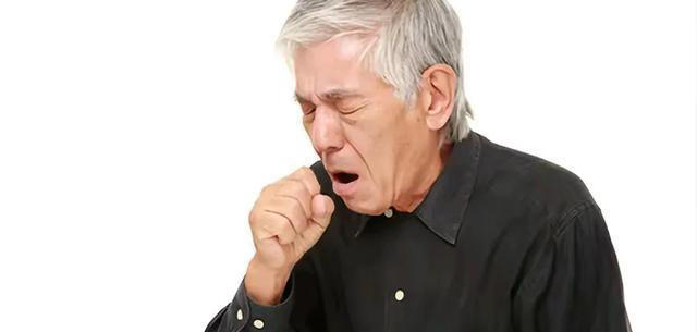 身体一天能承受几根烟？提醒：爱抽烟的人若出现3种迹象，戒了吧