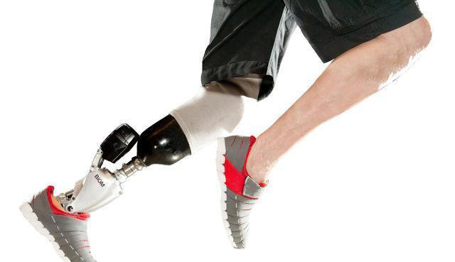 步行有哪些好处？每天走多少步为佳？研究发现，步数和年龄有关？