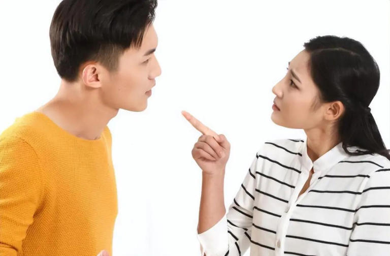 遇到这三种男人，再爱也要远离，不然容易吃亏