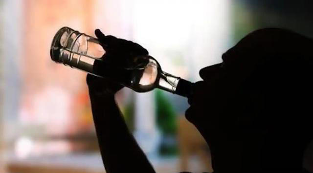 男性喝酒后，若频繁出现4种现象，说明已不适合喝酒，赶紧戒了吧