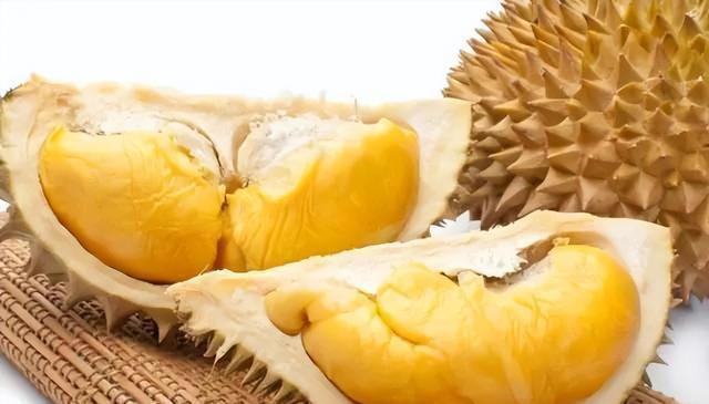 常吃桃，对肝脏是好是坏？医生：夏季，三种水果需少吃，或易伤肝