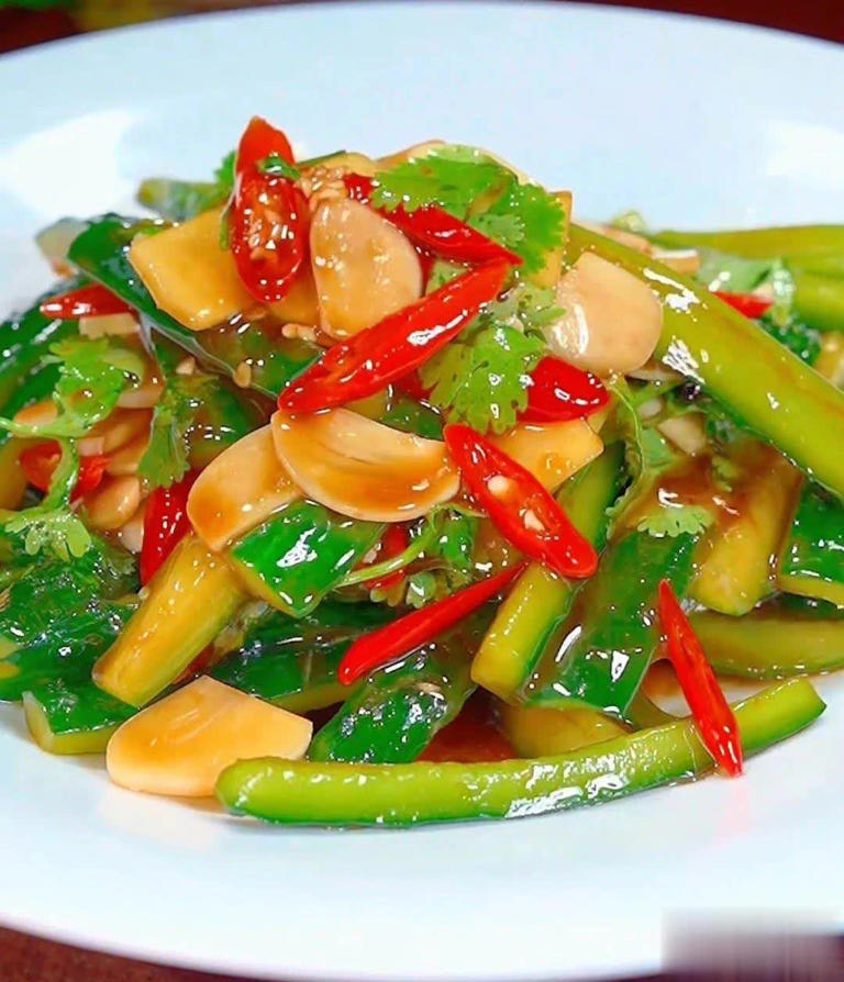 必备12道家常菜做法大公开，学会给家人露一手！