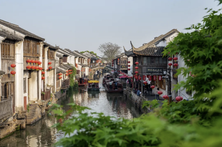 国内最适合老人旅游的10个目的地，再去看看祖国的大好河山，你都去过了吗？