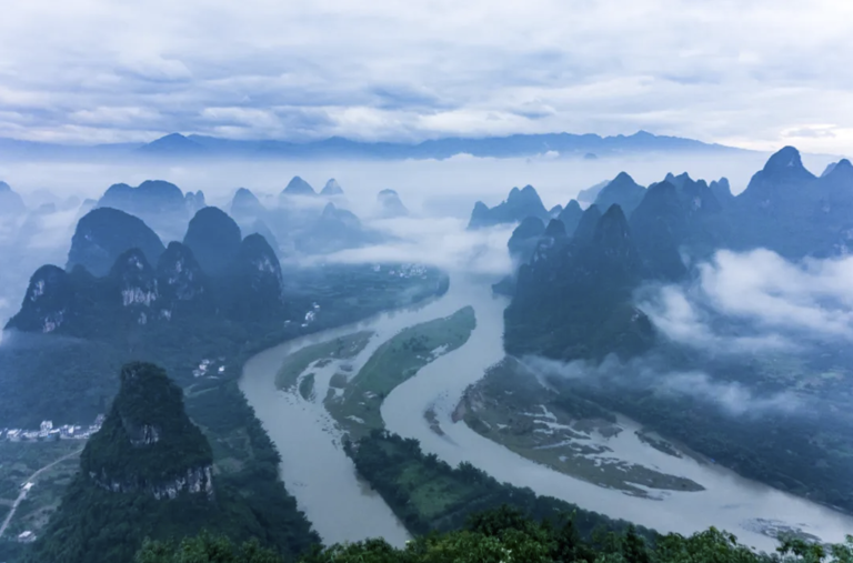 国内最适合老人旅游的10个目的地，再去看看祖国的大好河山，你都去过了吗？