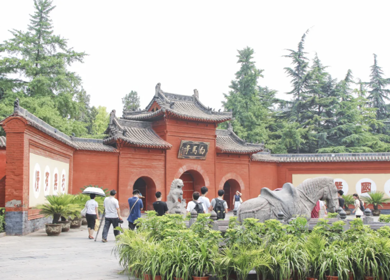 国内最适合老人旅游的10个目的地，再去看看祖国的大好河山，你都去过了吗？