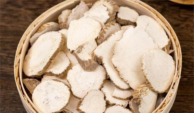 不管卤什么肉，这4味料一定要放，卤肉出锅十里飘香，肉越炖越香