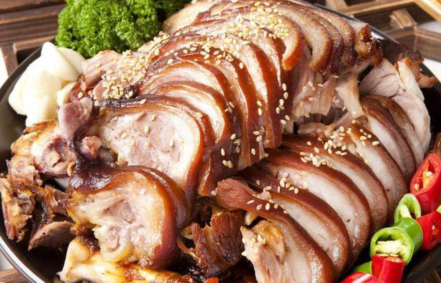 不管卤什么肉，这4味料一定要放，卤肉出锅十里飘香，肉越炖越香